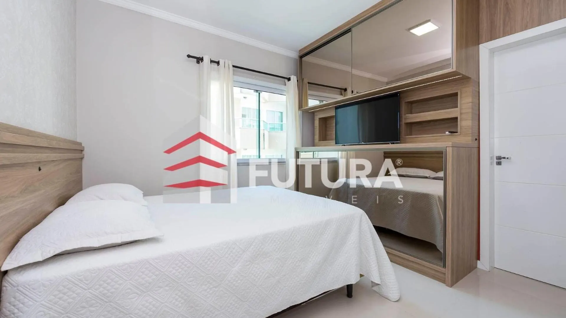 Apartamento Para Aluguel De Temporada Em Bombas 0*,